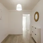 3br Comfort & Convenience In Massama Queluz
