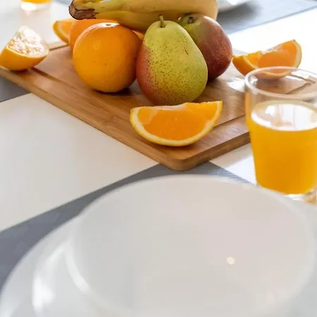 3br Comfort & Convenience In Massama Queluz