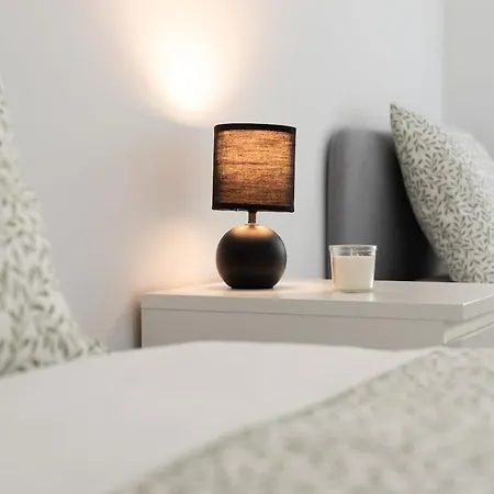 3br Comfort & Convenience In Massama Apartamento *